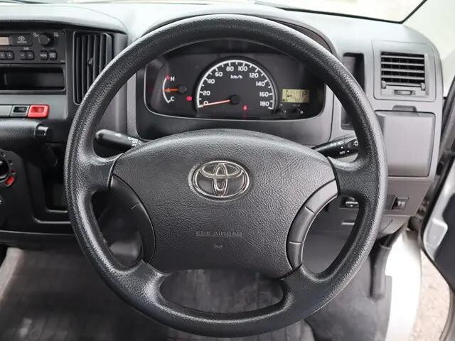 トヨタタウンエース平ボディ小型（2t・3t）[写真30]