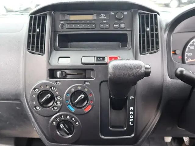 トヨタタウンエース平ボディ小型（2t・3t）[写真31]