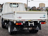 三菱ふそうキャンター平ボディ小型（2t・3t）[写真04]