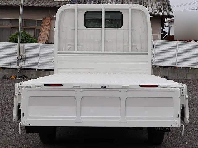 トヨタトヨエース平ボディ小型（2t・3t）[写真10]