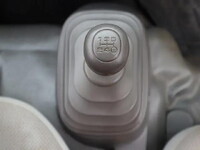 トヨタトヨエース平ボディ小型（2t・3t）[写真34]