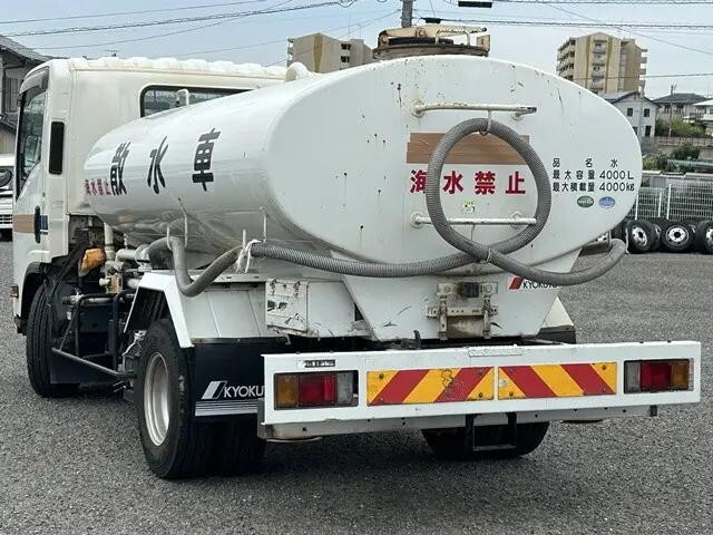 いすゞエルフ散水車小型（2t・3t）[写真03]