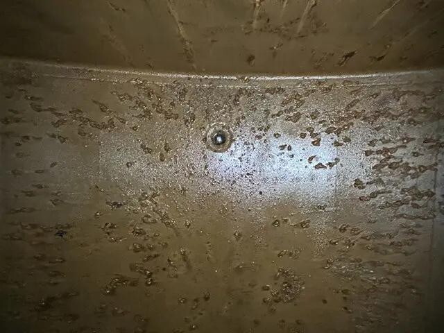 いすゞエルフ散水車小型（2t・3t）[写真06]