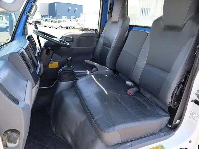 マツダタイタンダンプ小型（2t・3t）[写真33]