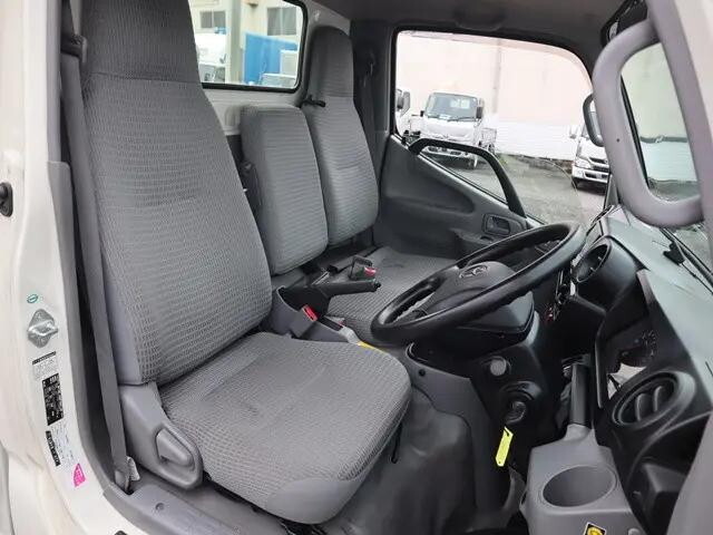 トヨタダイナ平ボディ小型（2t・3t）[写真28]