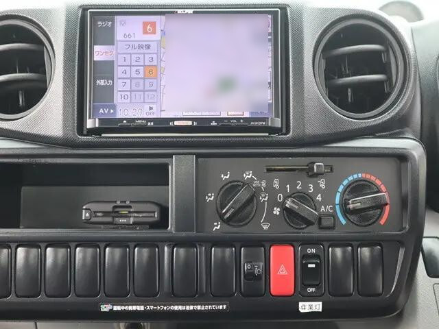 トヨタダイナ平ボディ小型（2t・3t）[写真33]