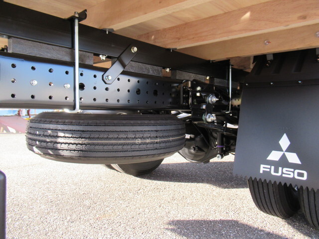 三菱ふそうキャンタークレーン4段小型（2t・3t）[写真16]