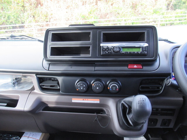 三菱ふそうキャンタークレーン4段小型（2t・3t）[写真22]