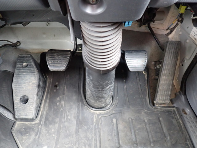 いすゞフォワードクレーン4段中型（4t）[写真34]