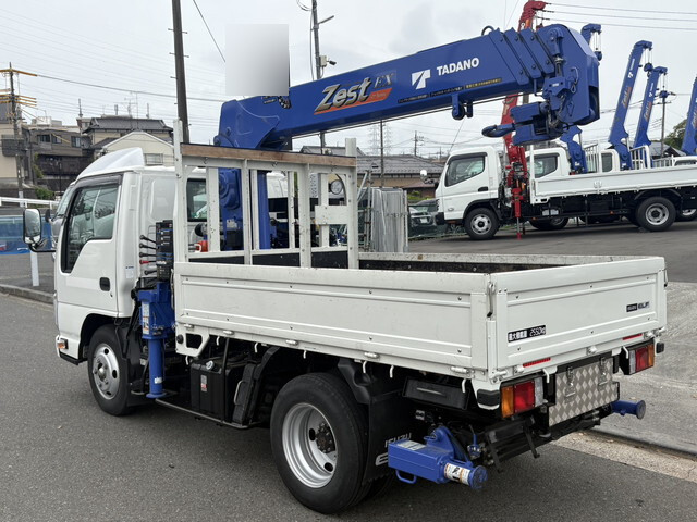 いすゞエルフクレーン4段小型（2t・3t）[写真02]