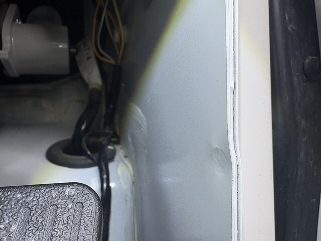 いすゞエルフクレーン4段小型（2t・3t）[写真35]