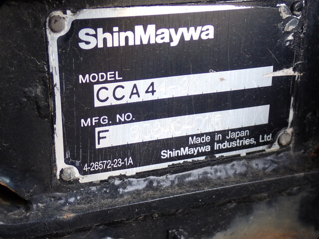 いすゞフォワードコンテナ専用車中型（4t）[写真17]