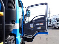 いすゞフォワードコンテナ専用車中型（4t）[写真26]