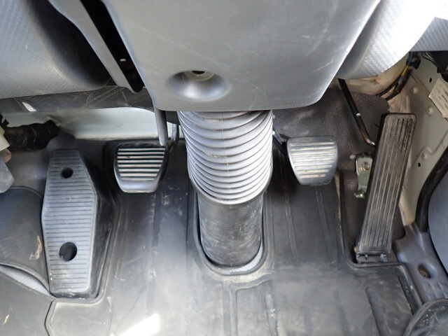 いすゞフォワードコンテナ専用車中型（4t）[写真29]