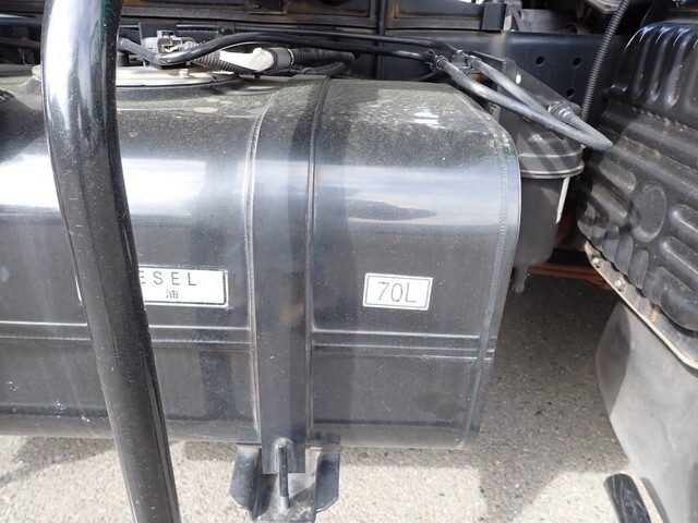 三菱ふそうキャンターパッカー車（塵芥車）小型（2t・3t）[写真17]