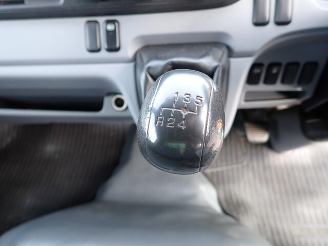 三菱ふそうキャンターパッカー車（塵芥車）小型（2t・3t）[写真37]