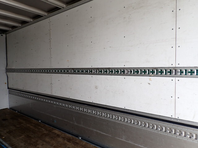 日野レンジャーアルミウイング中型（4t）[写真17]