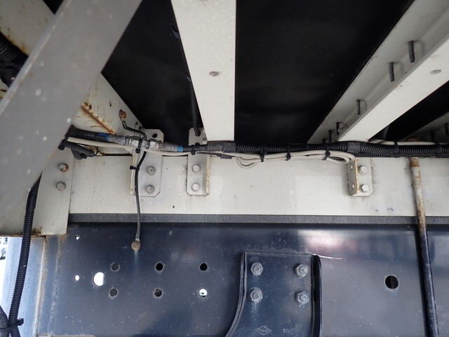 日野レンジャーアルミウイング中型（4t）[写真21]