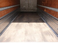 いすゞエルフアルミウイング小型（2t・3t）[写真15]