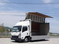 いすゞエルフアルミウイング小型（2t・3t）[写真01]