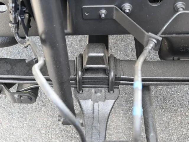 日野レンジャー冷凍車（冷蔵車）中型（4t）[写真17]