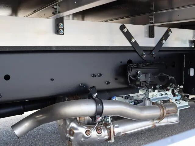 日野レンジャー冷凍車（冷蔵車）中型（4t）[写真18]