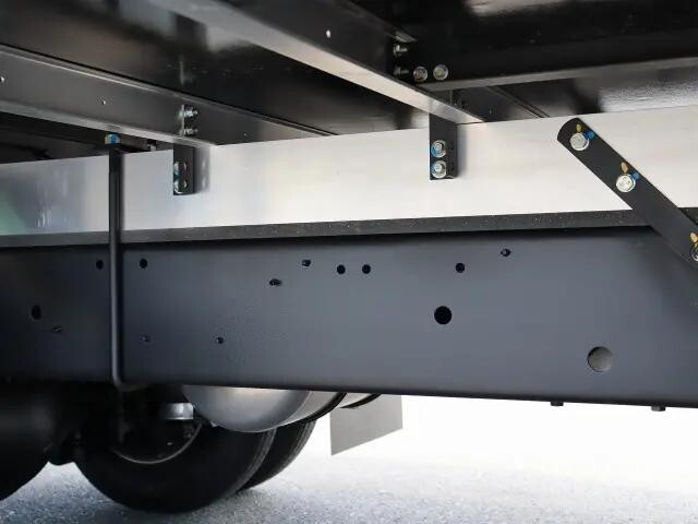 日野レンジャー冷凍車（冷蔵車）中型（4t）[写真19]