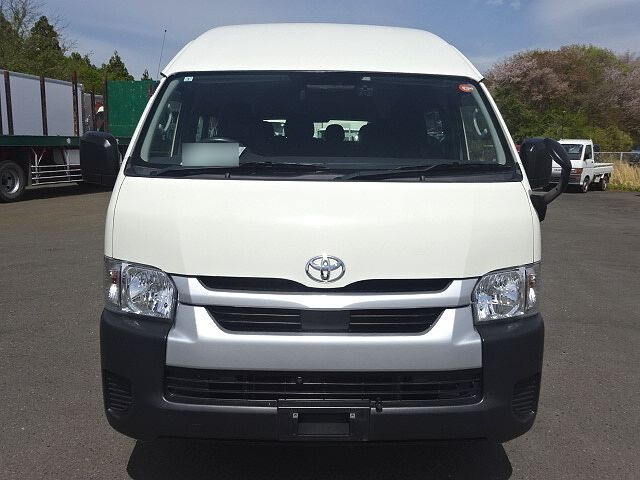 トヨタハイエースバス[写真03]