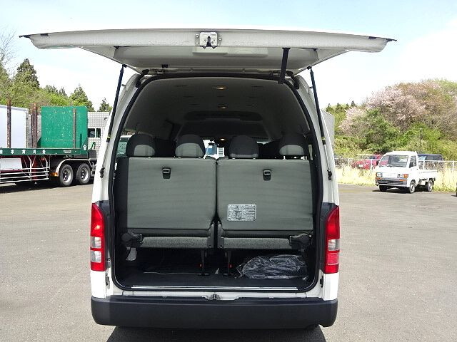 トヨタハイエースバス[写真07]