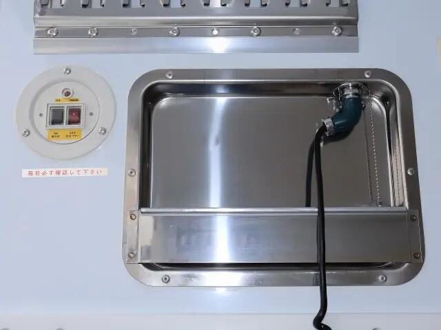 三菱ふそうファイター冷凍車（冷蔵車）中型（4t）[写真08]