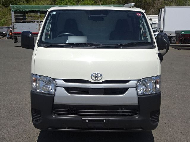 トヨタハイエース冷凍車（冷蔵車）小型（2t・3t）[写真03]