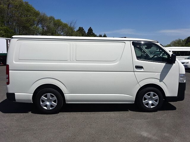 トヨタハイエース冷凍車（冷蔵車）小型（2t・3t）[写真05]