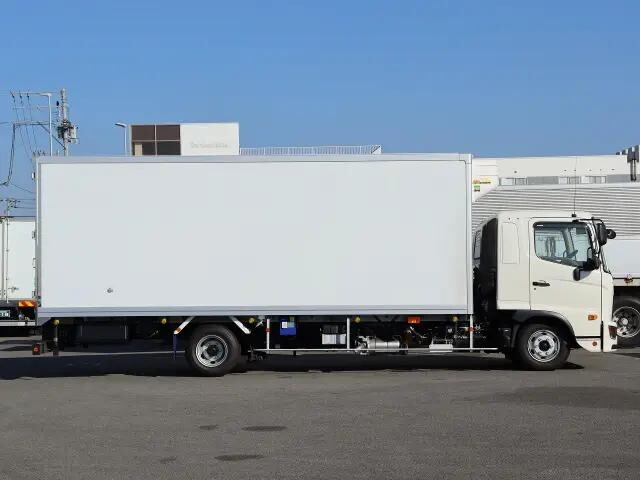 日野レンジャー冷凍車（冷蔵車）中型（4t）[写真07]
