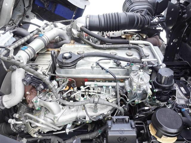 日野プロフィアアルミウイング大型（10t）[写真19]