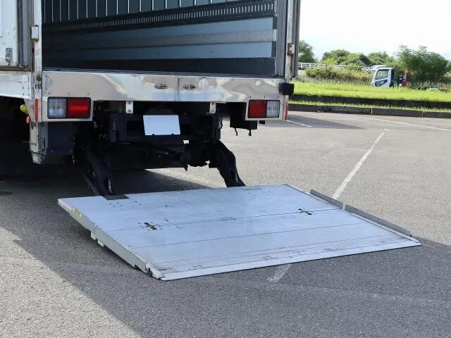 日野レンジャー冷凍車（冷蔵車）中型（4t）[写真17]