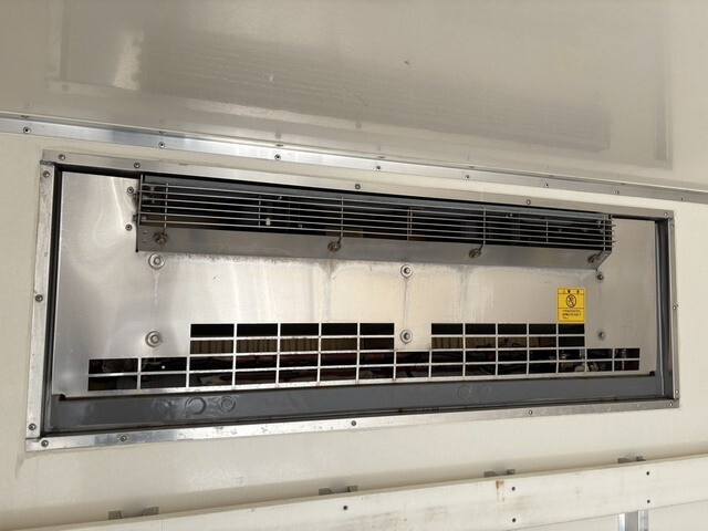 日野デュトロ冷凍車（冷蔵車）小型（2t・3t）[写真17]