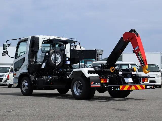 三菱ふそうファイターコンテナ専用車中型（4t）[写真02]