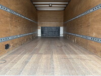 いすゞフォワードアルミバン中型（4t）[写真12]