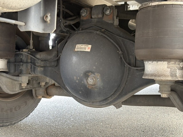 いすゞフォワードアルミバン中型（4t）[写真21]