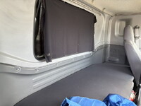 いすゞフォワードアルミバン中型（4t）[写真28]