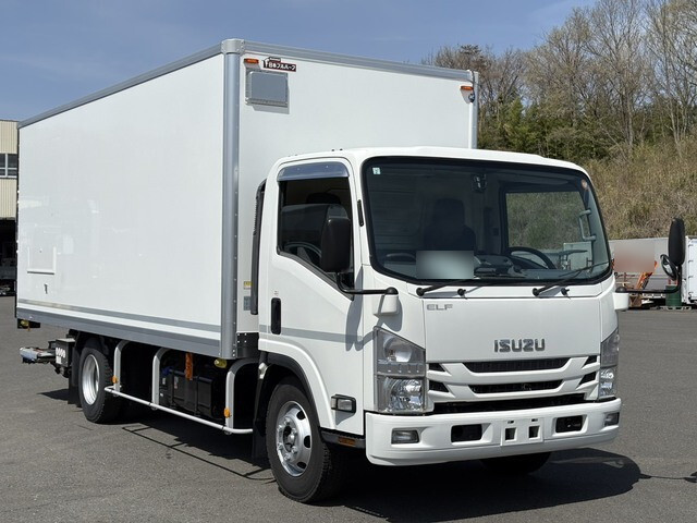 中古エルフ保冷バン