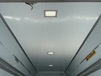 いすゞエルフ保冷バン小型（2t・3t）[写真12]