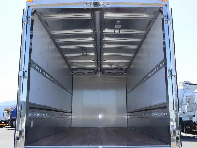 三菱ふそうファイターアルミウイング中型（4t）[写真11]