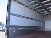 三菱ふそうファイターアルミウイング中型（4t）[写真13]