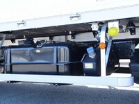 三菱ふそうファイターアルミウイング中型（4t）[写真18]