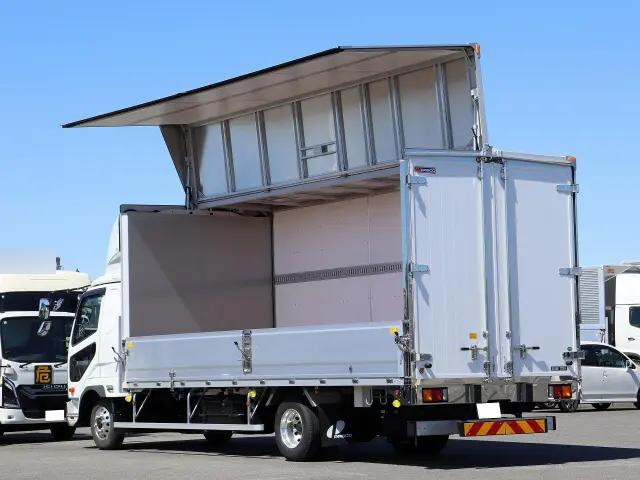 三菱ふそうファイターアルミウイング中型（4t）[写真02]