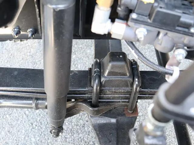 三菱ふそうファイターアルミウイング中型（4t）[写真24]