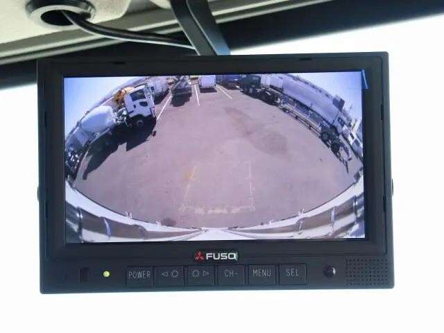 三菱ふそうファイターアルミウイング中型（4t）[写真32]