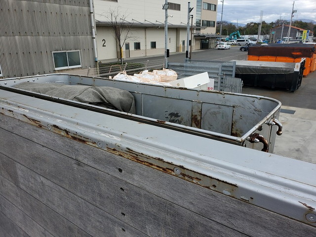 その他のメーカーその他の車種煽付平床式トレーラー大型（10t）[写真18]