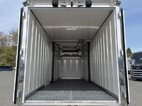 いすゞエルフ冷凍車（冷蔵車）小型（2t・3t）[写真11]